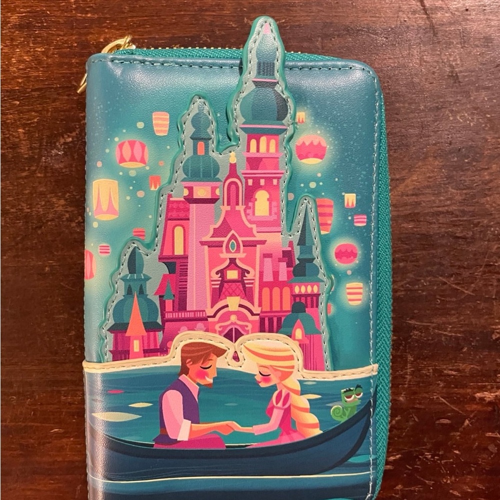 Loungefly Tangled Lantern scene Wallet